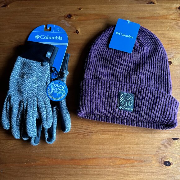 NWT Columbia Burgundy Stretch Beanie / Gray Phone Friendly Cozy Gloves in Large - Picture 1 of 11